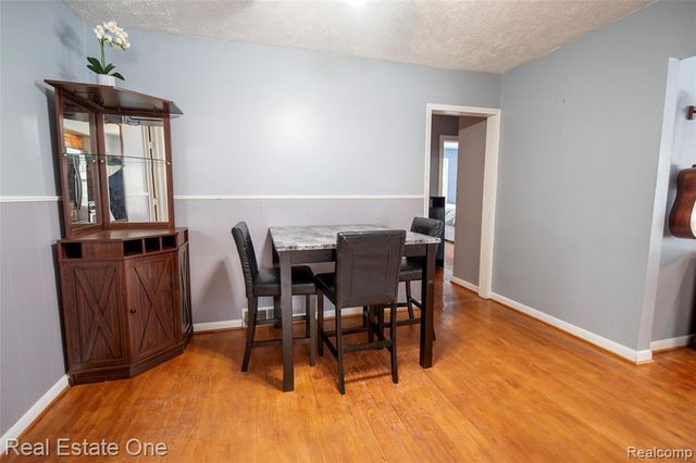 4605 Rosewold Avenue, Royal Oak, MI 48073