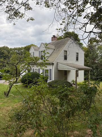 6 Reservoir Park, Needham, MA 02494
