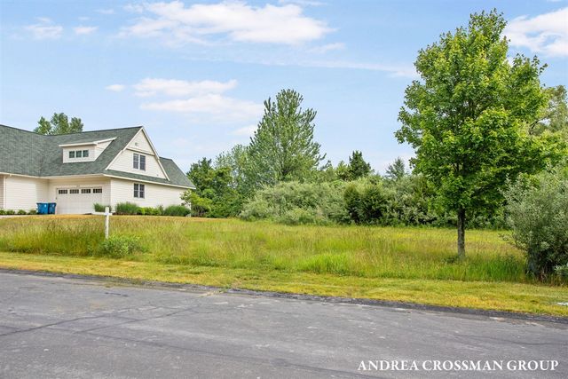 684 Waters Edge Drive, South Haven, MI 49090