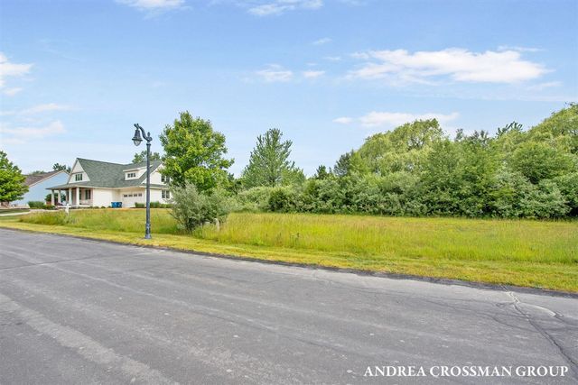 684 Waters Edge Drive, South Haven, MI 49090