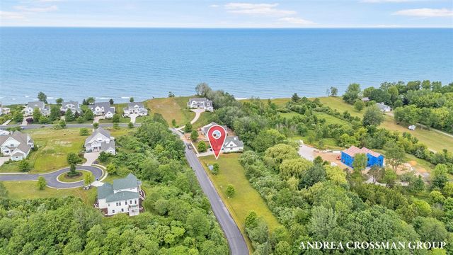 684 Waters Edge Drive, South Haven, MI 49090