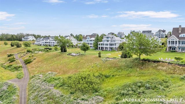 684 Waters Edge Drive, South Haven, MI 49090