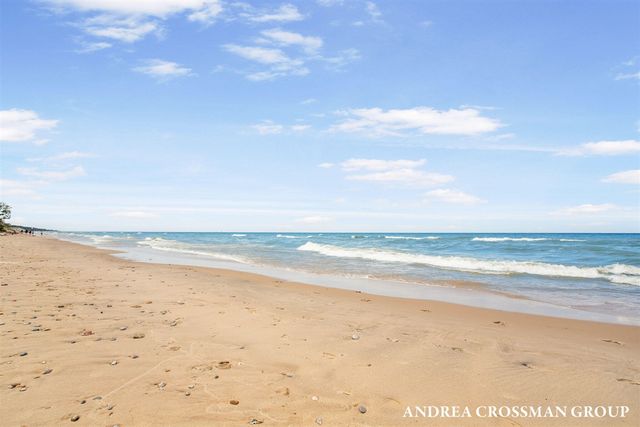 684 Waters Edge Drive, South Haven, MI 49090