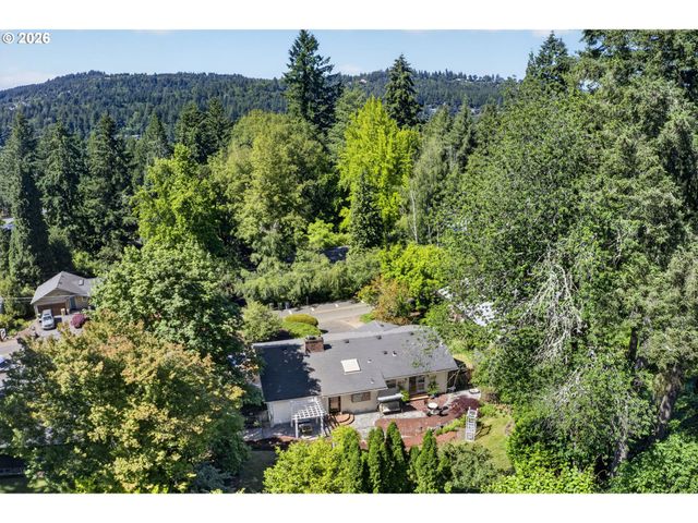 2680 GREENTREE Rd, Lake Oswego, OR 97034