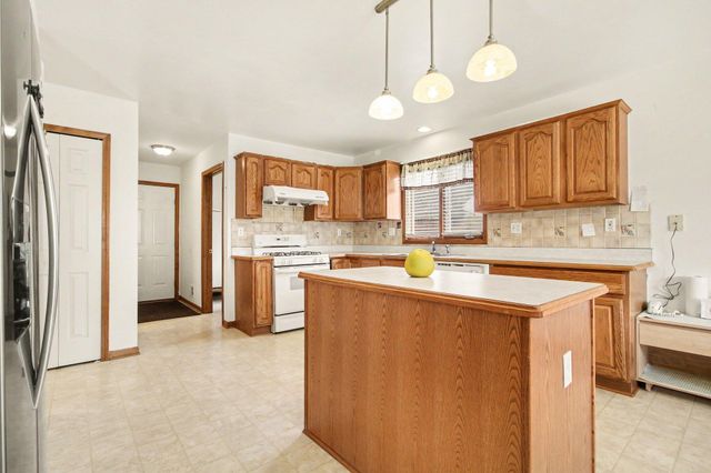 23853 Joey Drive, Brownstown Twp, MI 48134