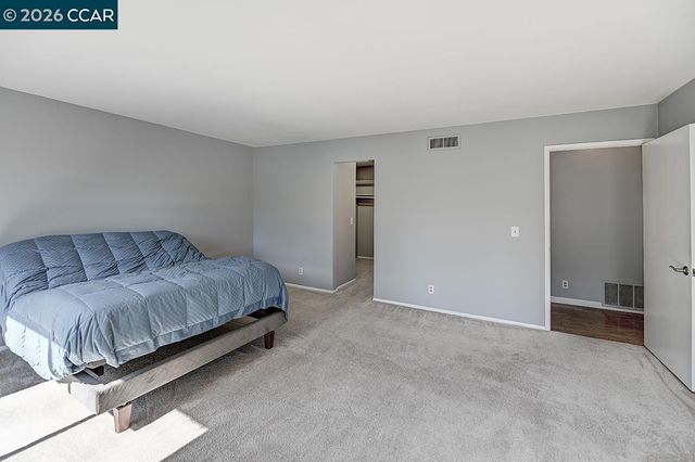 3136 Ptarmigan Dr 5, Walnut Creek, CA 94595