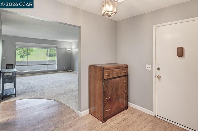 3136 Ptarmigan Dr 5, Walnut Creek, CA 94595