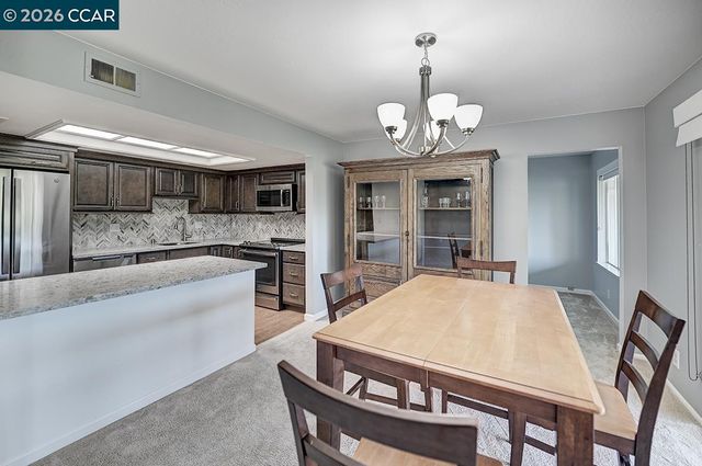 3136 Ptarmigan Dr 5, Walnut Creek, CA 94595