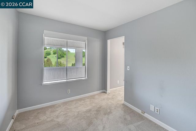 3136 Ptarmigan Dr 5, Walnut Creek, CA 94595