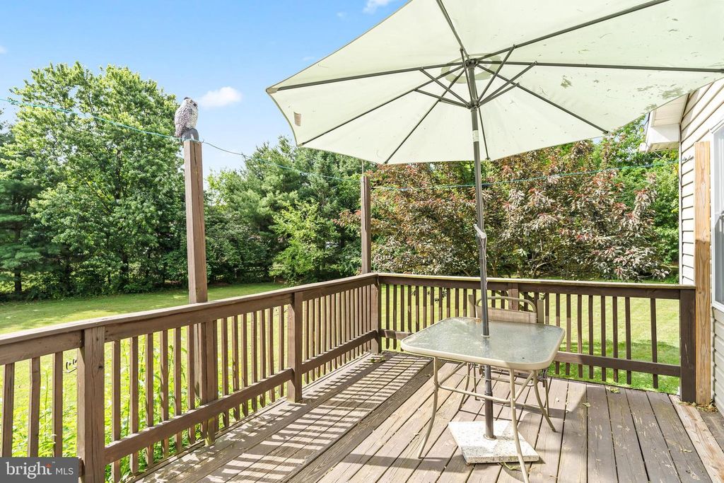 Image 10 of property listing at 14433 HICKSVILLE RD, Clear Spring, MD 21722
