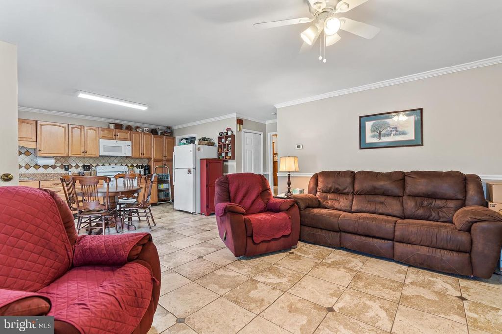 Image 19 of property listing at 14433 HICKSVILLE RD, Clear Spring, MD 21722