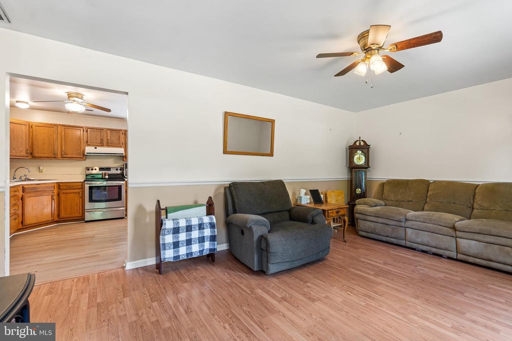 Image 24 of property listing at 14433 HICKSVILLE RD, Clear Spring, MD 21722