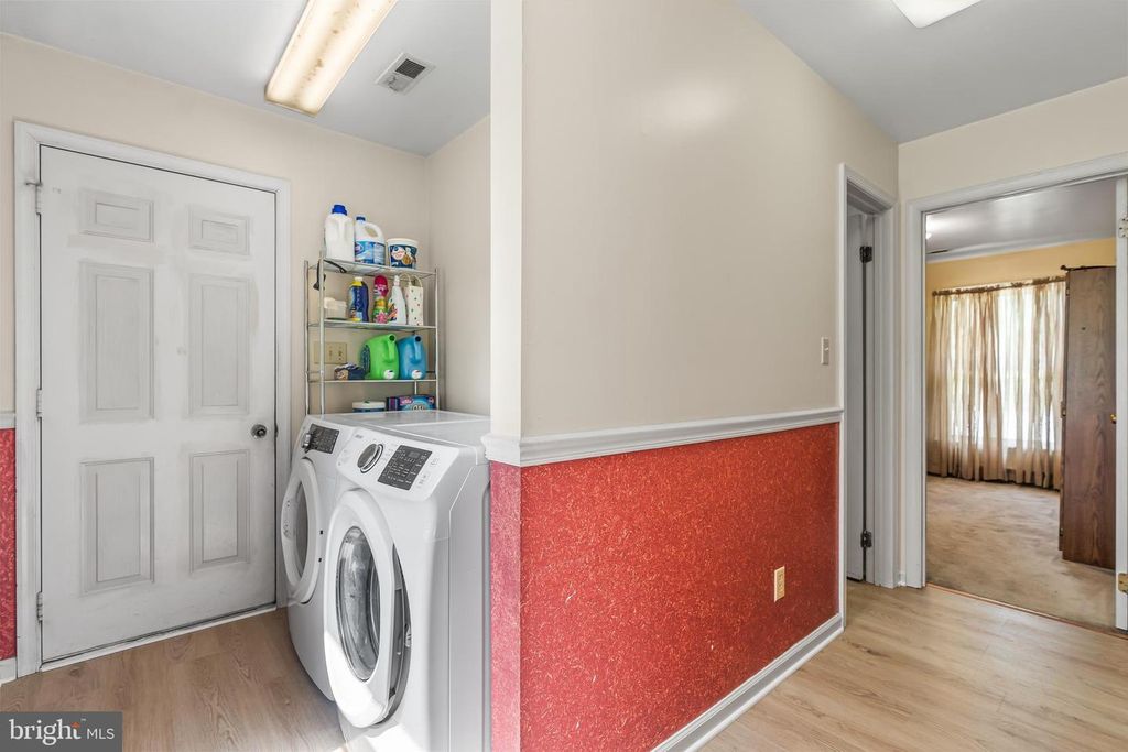 Image 31 of property listing at 14433 HICKSVILLE RD, Clear Spring, MD 21722