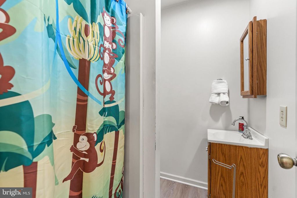 Image 32 of property listing at 14433 HICKSVILLE RD, Clear Spring, MD 21722