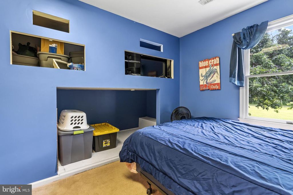 Image 41 of property listing at 14433 HICKSVILLE RD, Clear Spring, MD 21722