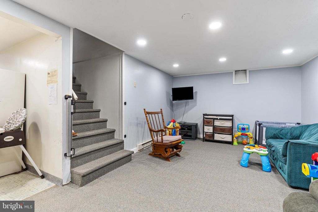 Image 43 of property listing at 14433 HICKSVILLE RD, Clear Spring, MD 21722