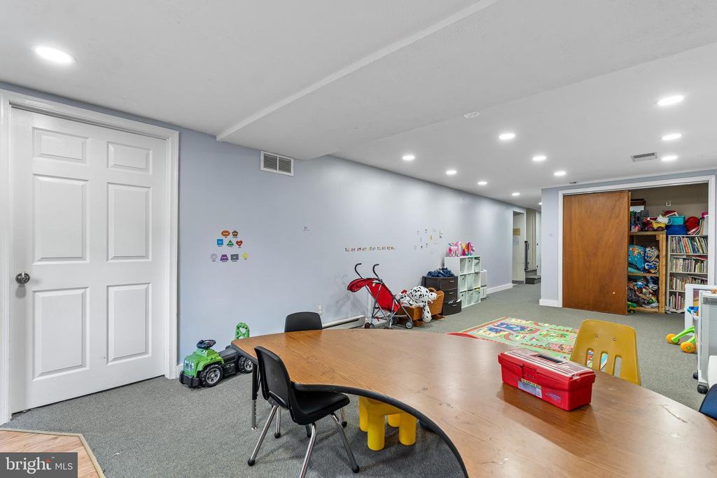 Image 48 of property listing at 14433 HICKSVILLE RD, Clear Spring, MD 21722