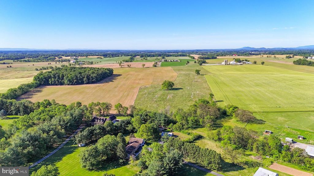 Image 63 of property listing at 14433 HICKSVILLE RD, Clear Spring, MD 21722