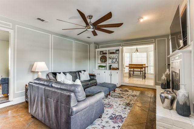 2162 Elkhurst Drive, Plano, TX 75023