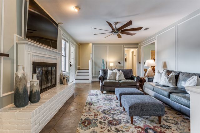 2162 Elkhurst Drive, Plano, TX 75023