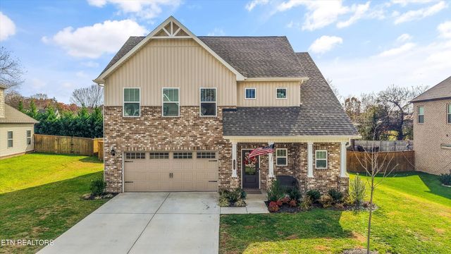 144 E Glenview Drive, Lenoir City, TN 37771