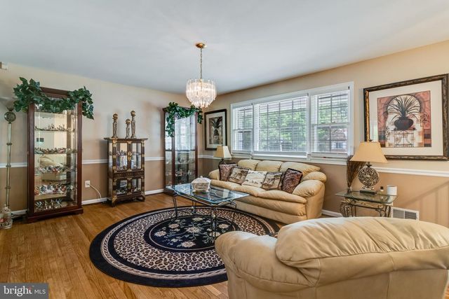12817 PEACE DR, Fort Washington, MD 20744