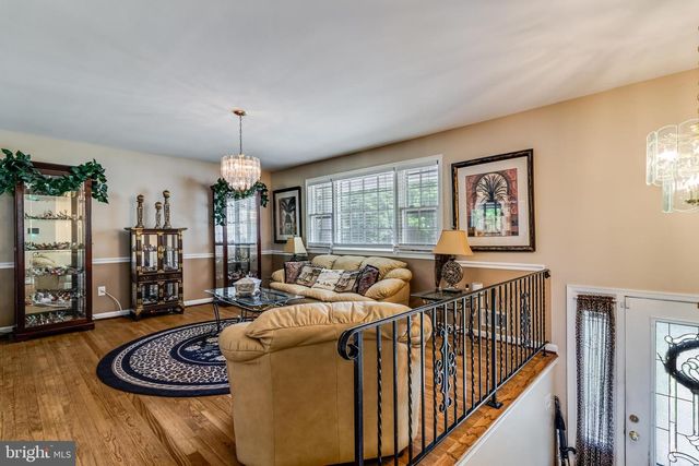 12817 PEACE DR, Fort Washington, MD 20744