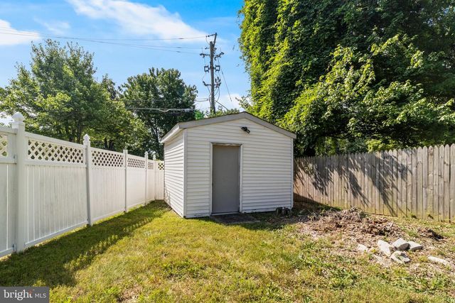 12817 PEACE DR, Fort Washington, MD 20744