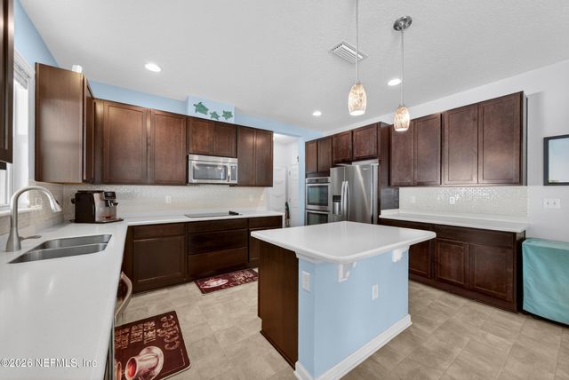 2131 CHANDLERS WALK Lane, Jacksonville, FL 32246
