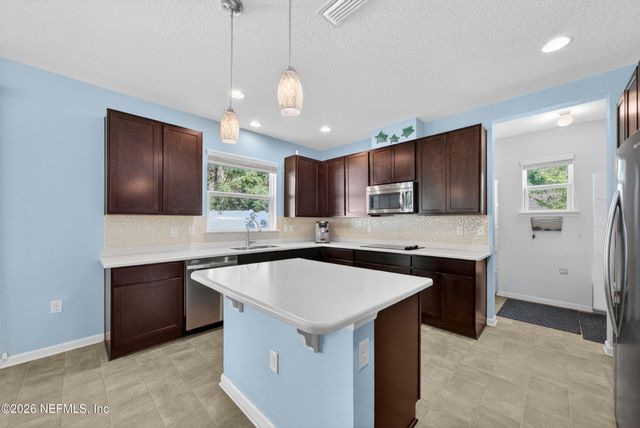 2131 CHANDLERS WALK Lane, Jacksonville, FL 32246