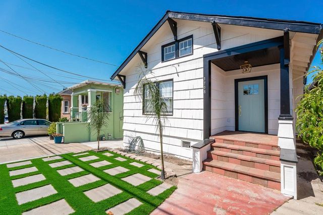 3708 Lyon Ave, Oakland, CA 94601