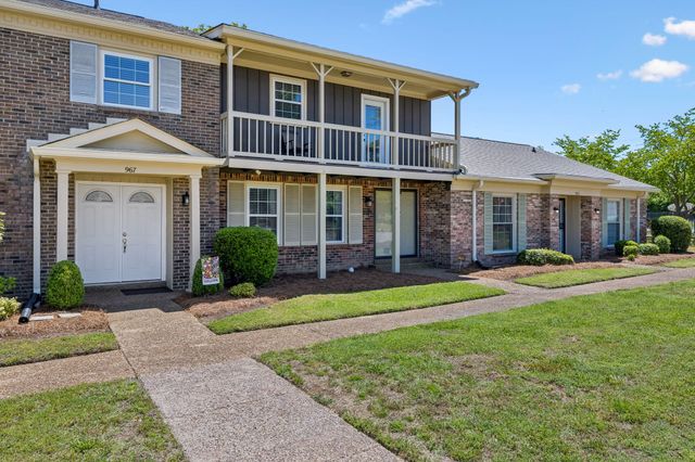 968 Todd Preis Dr, Nashville, TN 37221