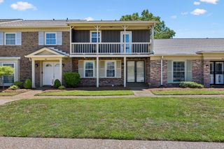 968 Todd Preis Dr, Nashville, TN 37221