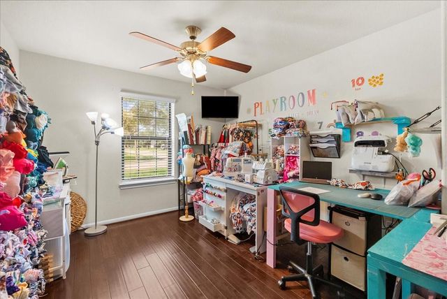 405 De Coster Boulevard, Alvin, TX 77511