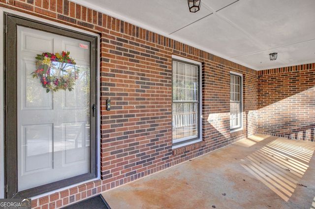 10185 Henry Mill Road, Chattahoochee Hills, GA 30213