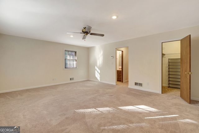 10185 Henry Mill Road, Chattahoochee Hills, GA 30213