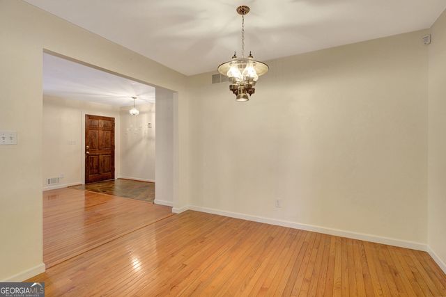 10185 Henry Mill Road, Chattahoochee Hills, GA 30213