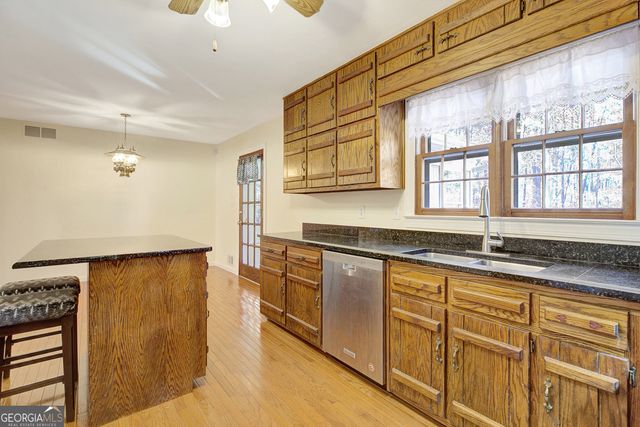 10185 Henry Mill Road, Chattahoochee Hills, GA 30213