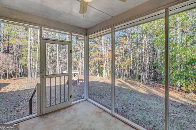 10185 Henry Mill Road, Chattahoochee Hills, GA 30213