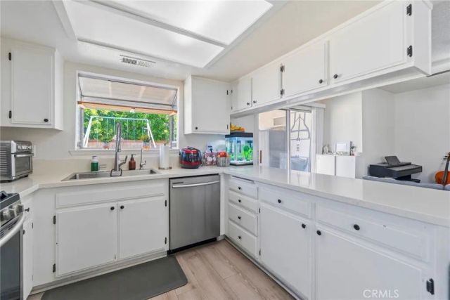 1123 Herzel Avenue, Lancaster, CA 93535