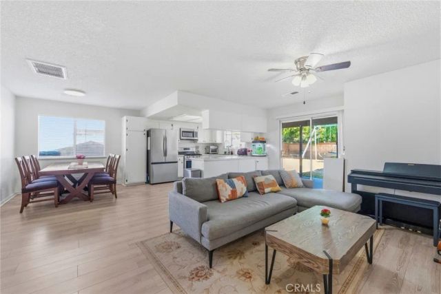 1123 Herzel Avenue, Lancaster, CA 93535