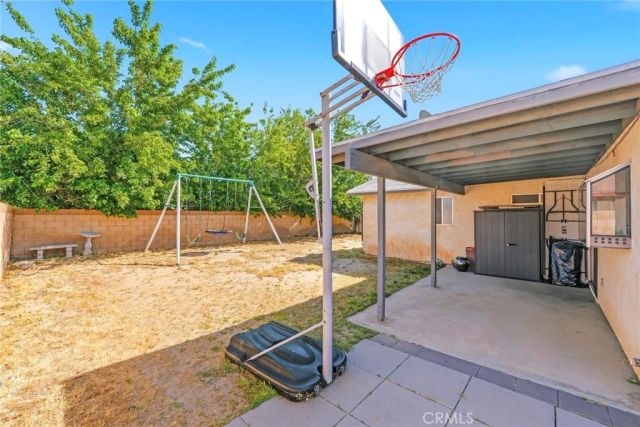 1123 Herzel Avenue, Lancaster, CA 93535