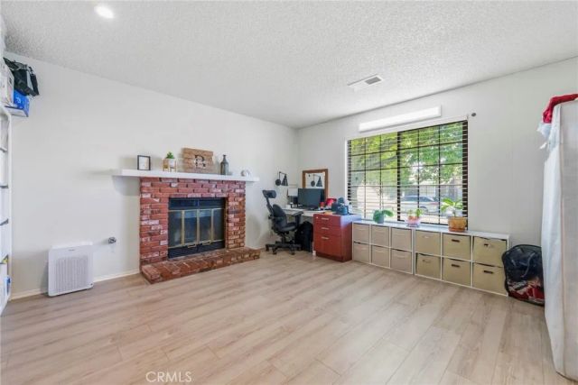 1123 Herzel Avenue, Lancaster, CA 93535