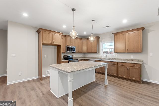 707 Jasmine Drive, Macon, GA 31211