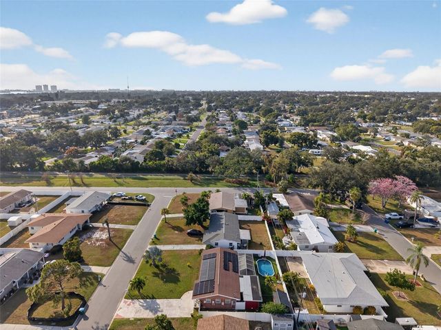 11761 80TH AVENUE, Seminole, FL 33772