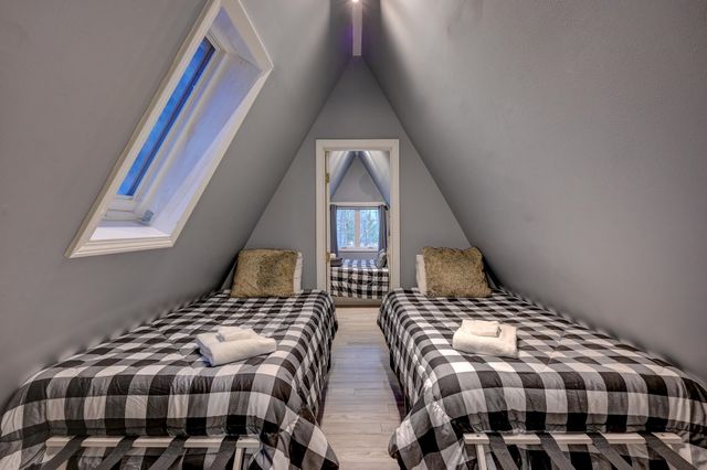 20 Lake Pines Circle, Conway, NH 03818