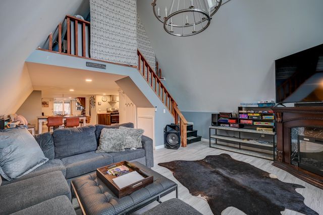 20 Lake Pines Circle, Conway, NH 03818