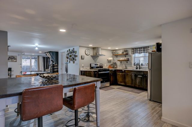 20 Lake Pines Circle, Conway, NH 03818