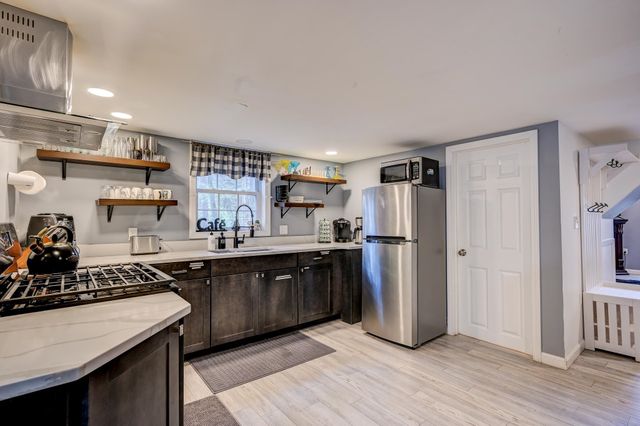 20 Lake Pines Circle, Conway, NH 03818