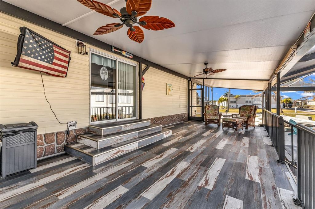 Image 15 of property listing at 700 LONGBEACH COURT, Punta Gorda, FL 33950